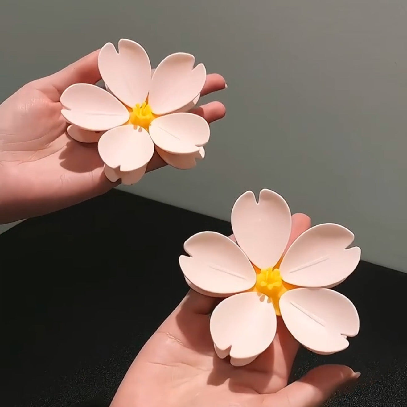 Sakura Refrigerator Sticker Seal Clip(buy one get one free)