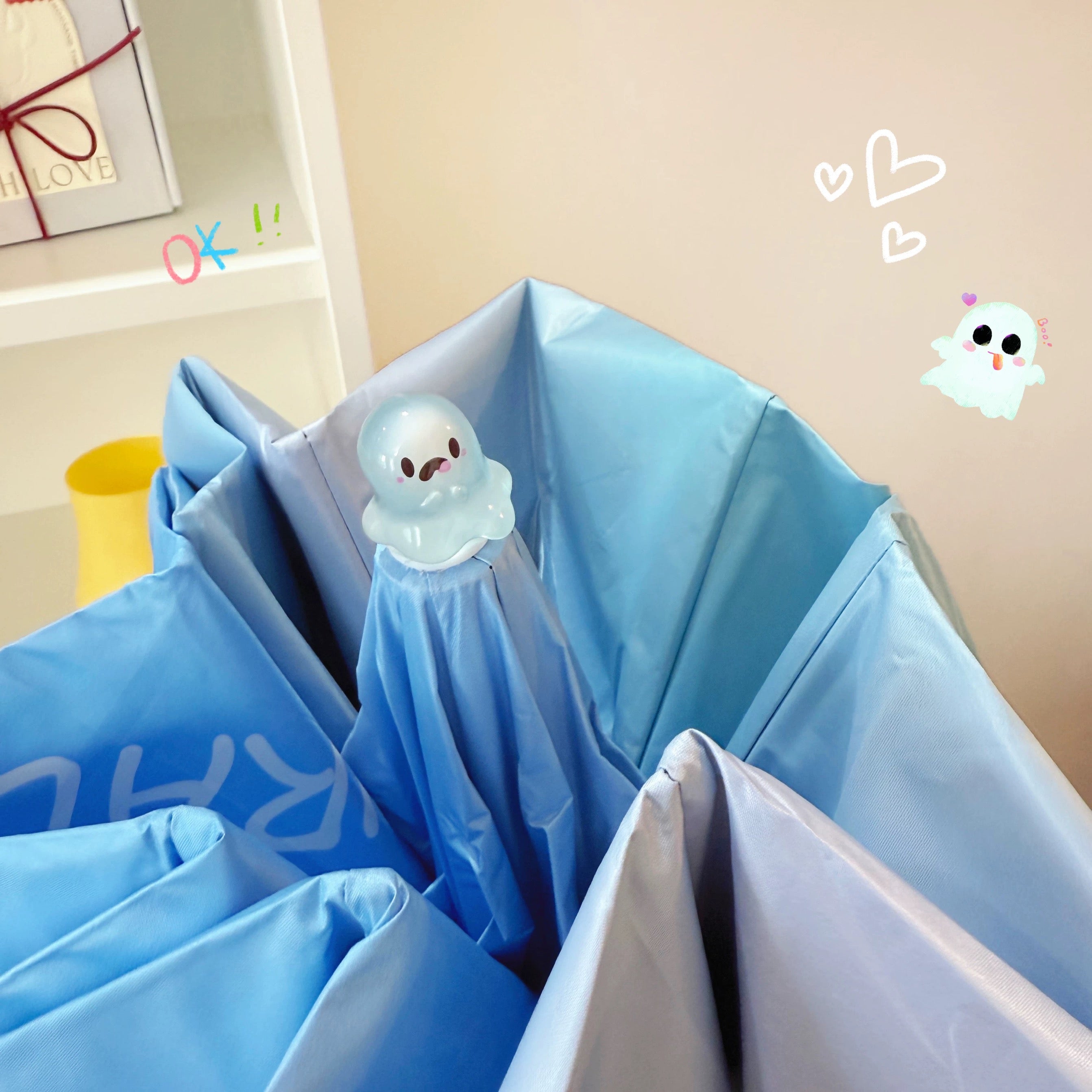 Glow-in-the-Dark Cute Ghost Pendant Umbrella – UPF 50+ UV Protection Sun & Rain Compact Parasol