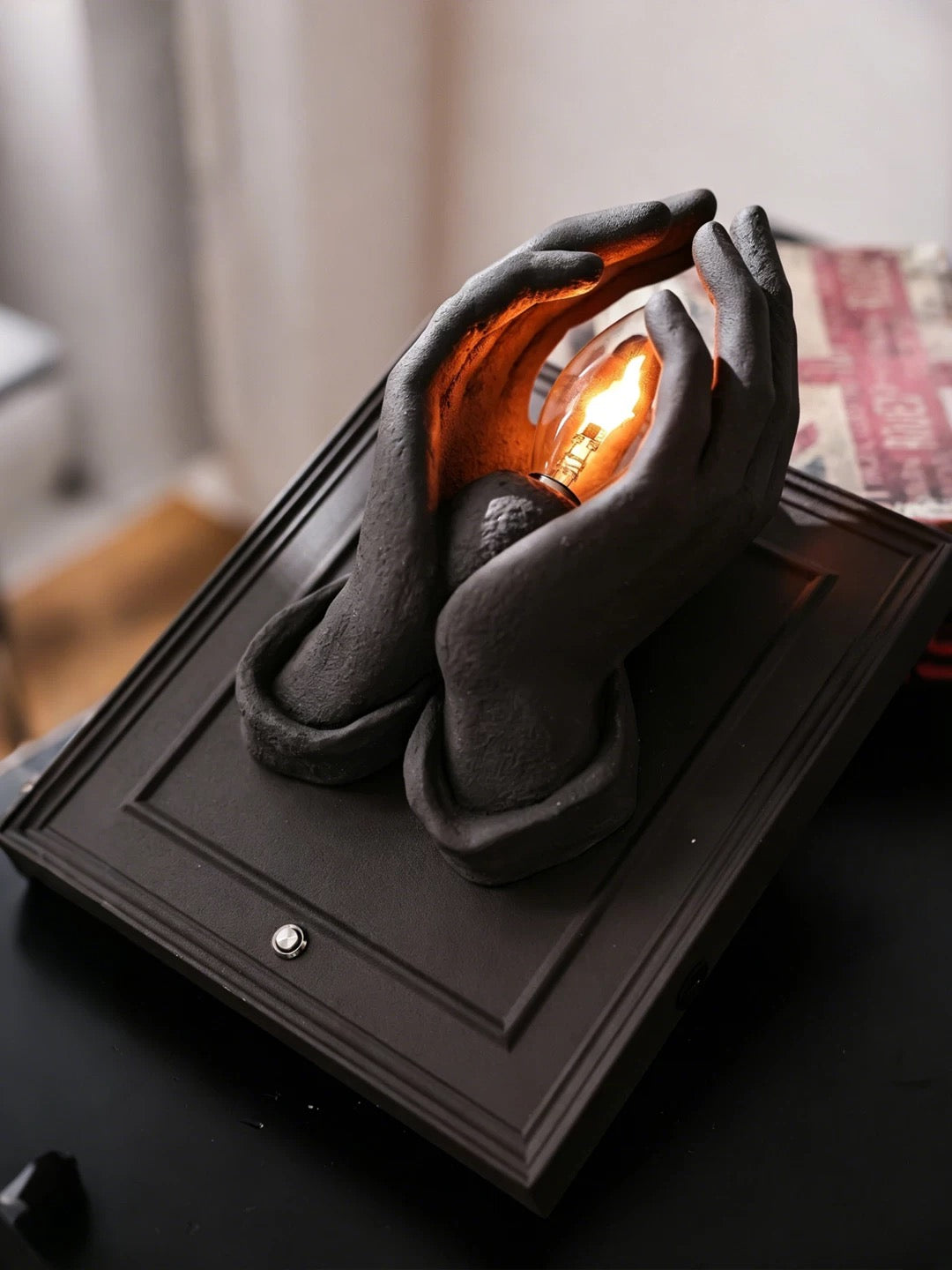 Praying Hands Wall Art Lamp – LED Ambient Wall Light & Table Lamp Decor