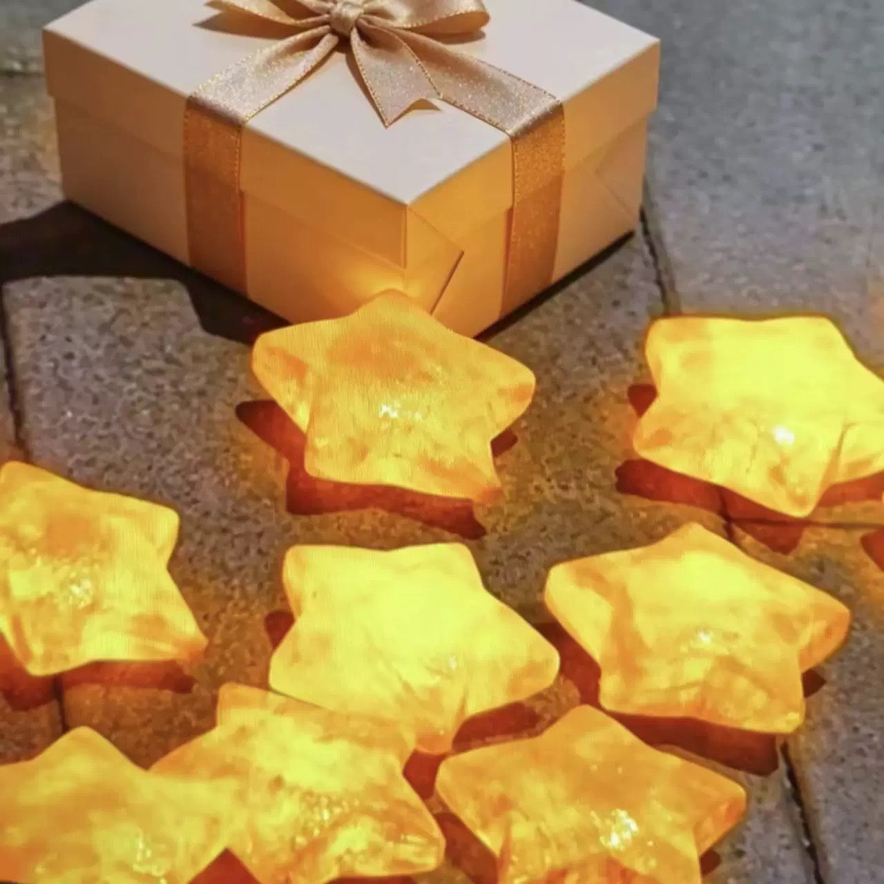 8-Piece Glowing Star Lights Set with Cotton Mesh Bag | Warm Ambient Decor Free Handwoven Bags1