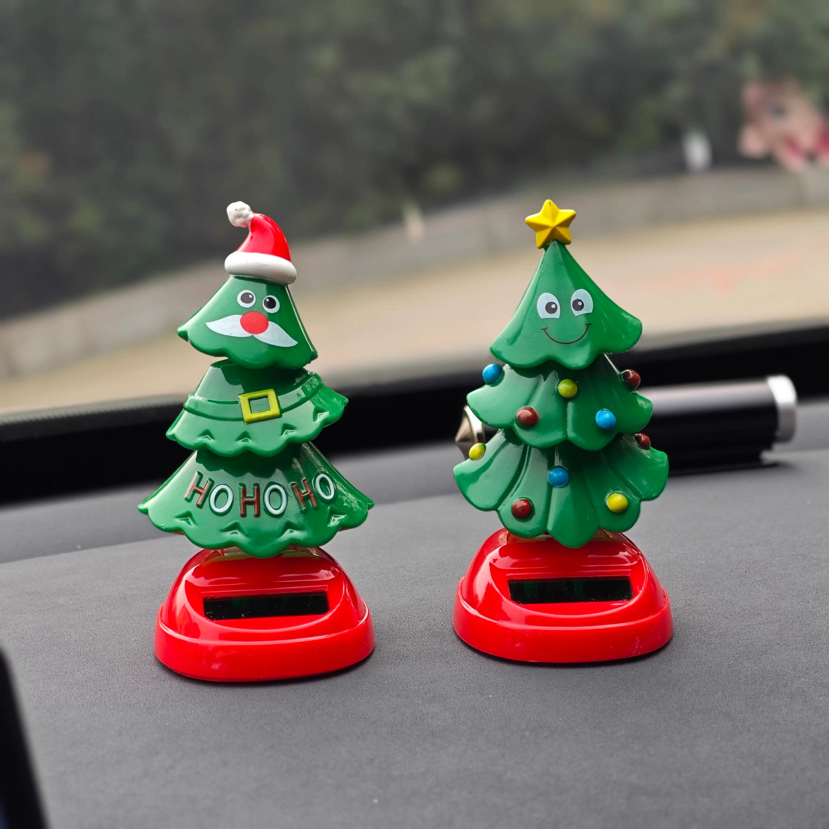 Solar Swinging Christmas Tree Car Ornament (Buy One Get One Free)