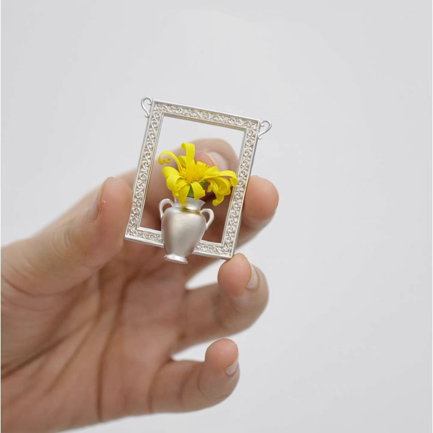 Monet's Garden Oil Painting-Inspired Flower Necklace Brooch
