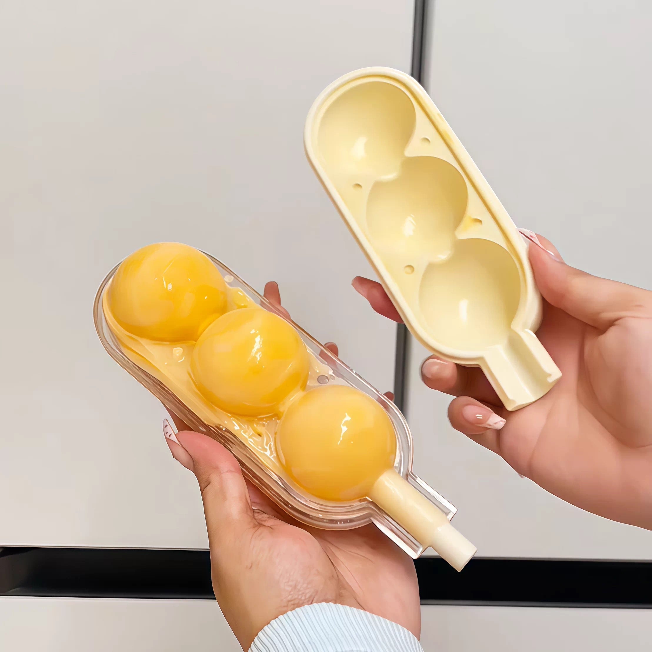 3PCS Bubble Ice Pop Mold Set with Built-in Straw