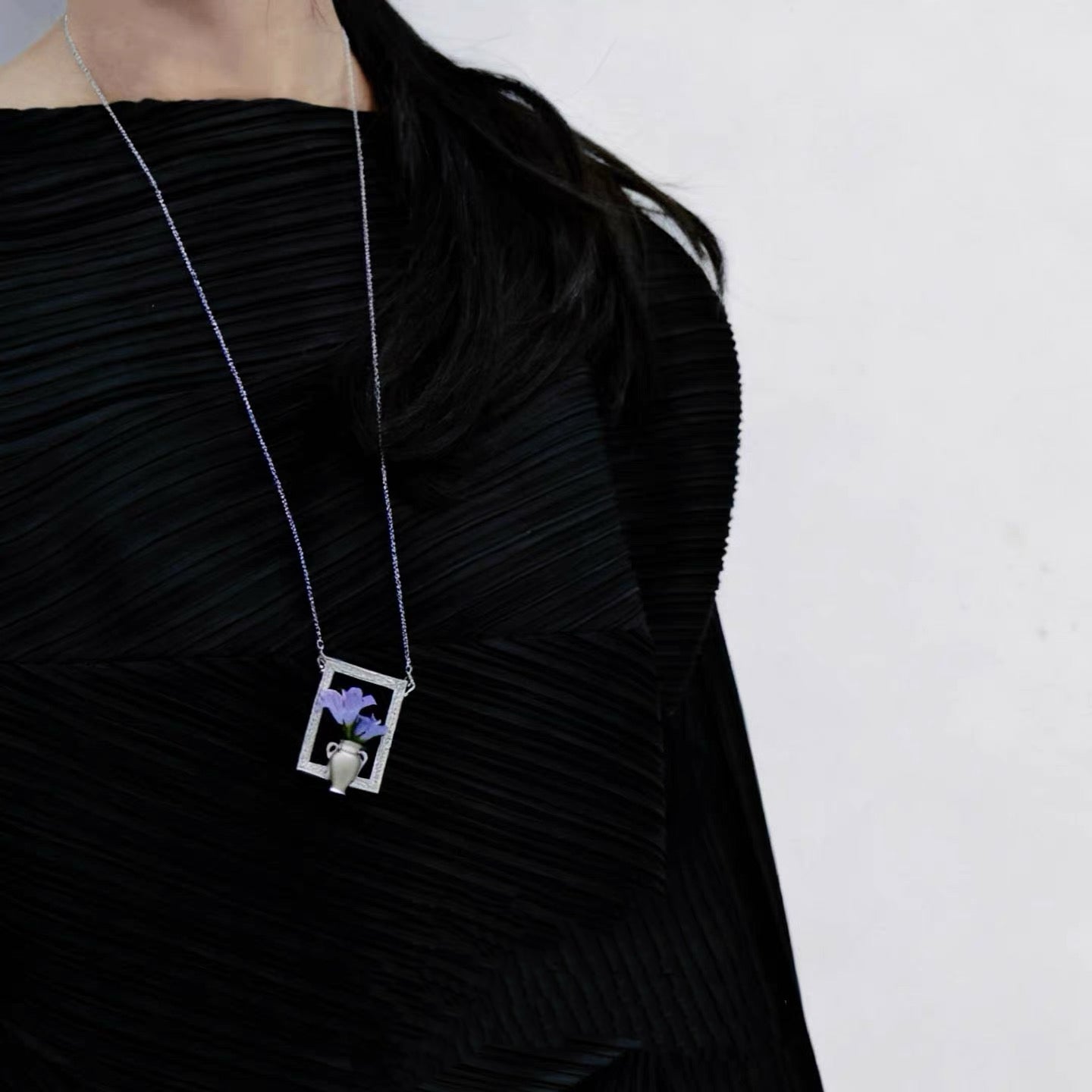 Monet Oil Painting Frame Floral Necklace and Brooch Two-in-One