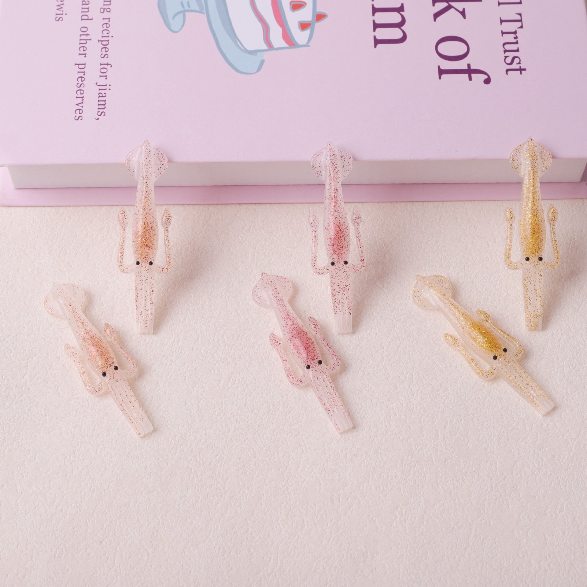 UV Color Changing Squid in a pack of 5 (buy one pack and get one free)