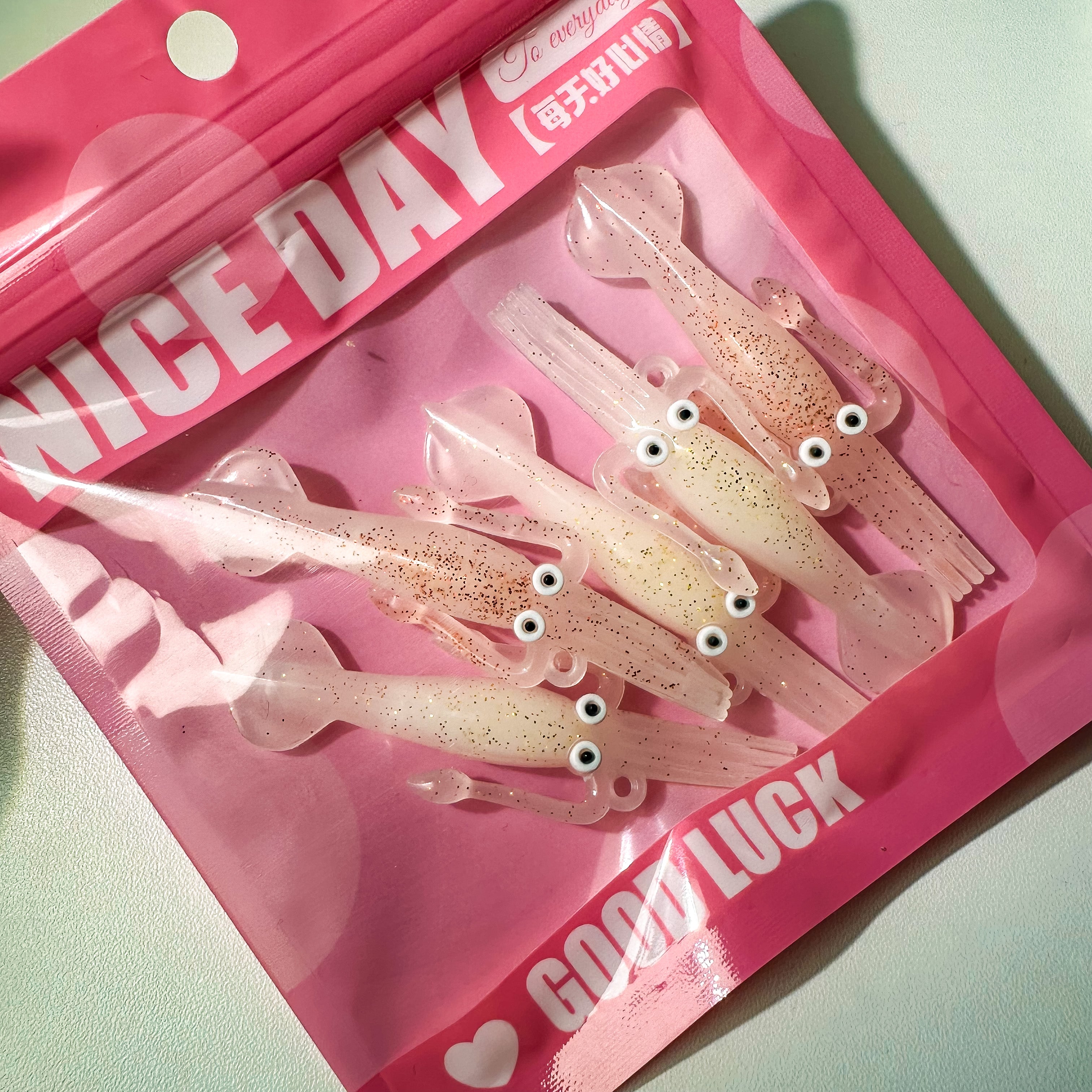 UV Color Changing Squid in a pack of 5 (buy one pack and get one free)