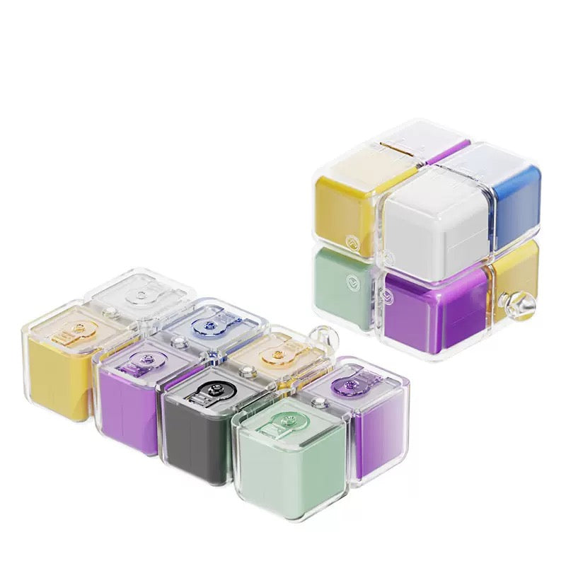 Rubik's cube organizer
