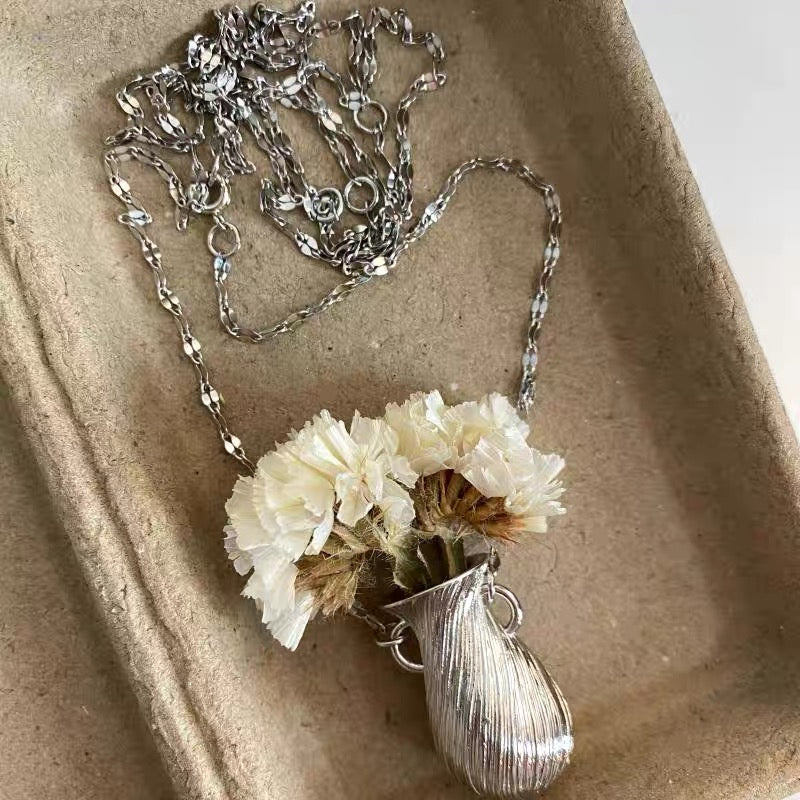 The Living Garden" Mini Vase Necklace - Portable Floral Vessel Jewelry（Buy one, get one free）