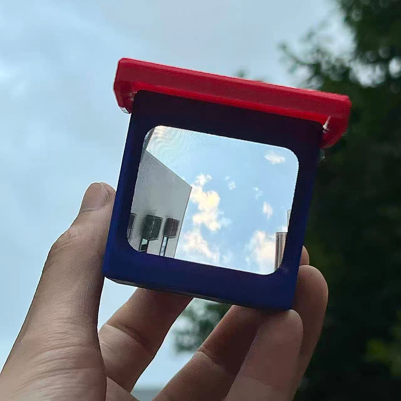 flat-waisted viewfinder