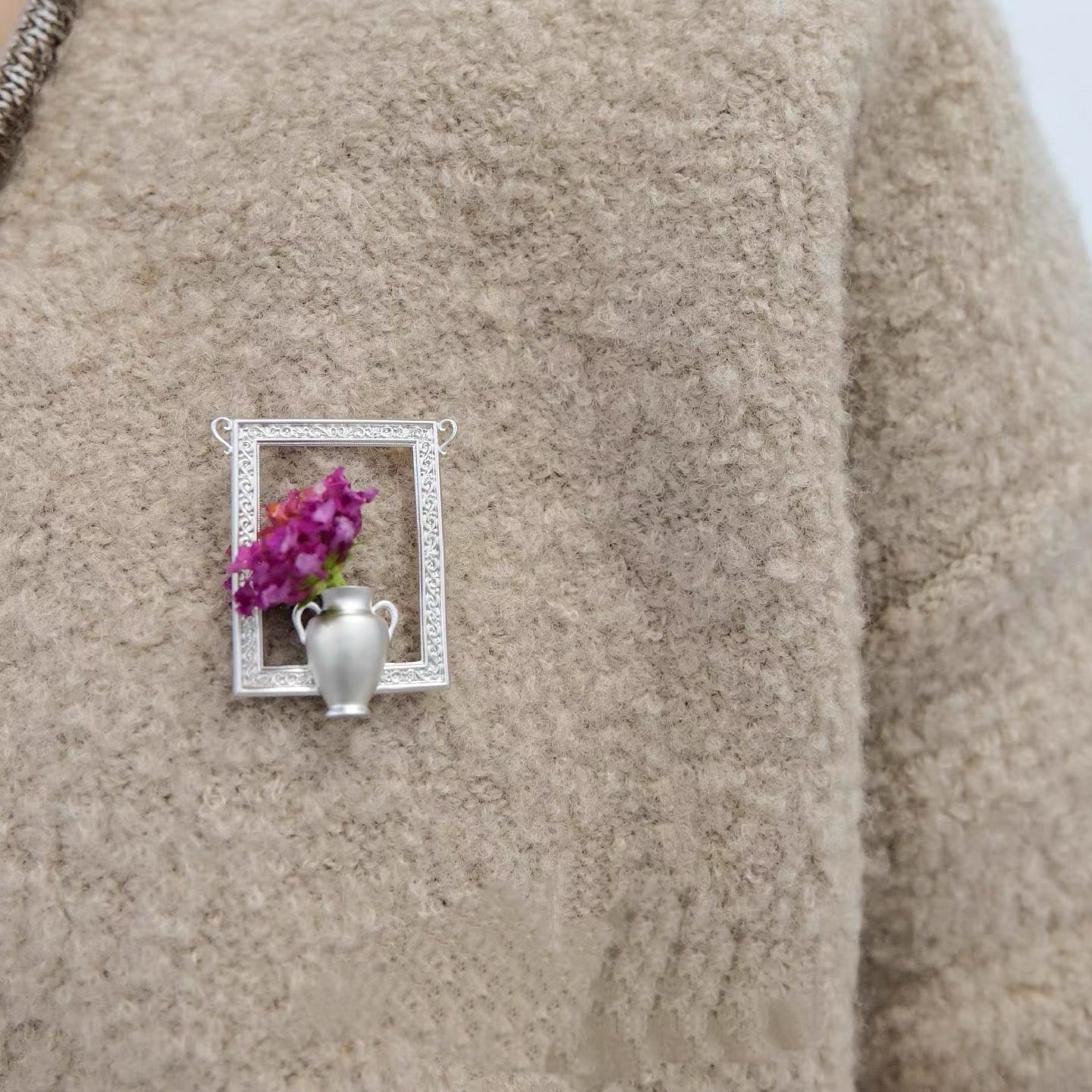 Monet's Garden Oil Painting-Inspired Flower Necklace Brooch