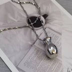The Living Garden" Mini Vase Necklace - Portable Floral Vessel Jewelry（Buy one, get one free）